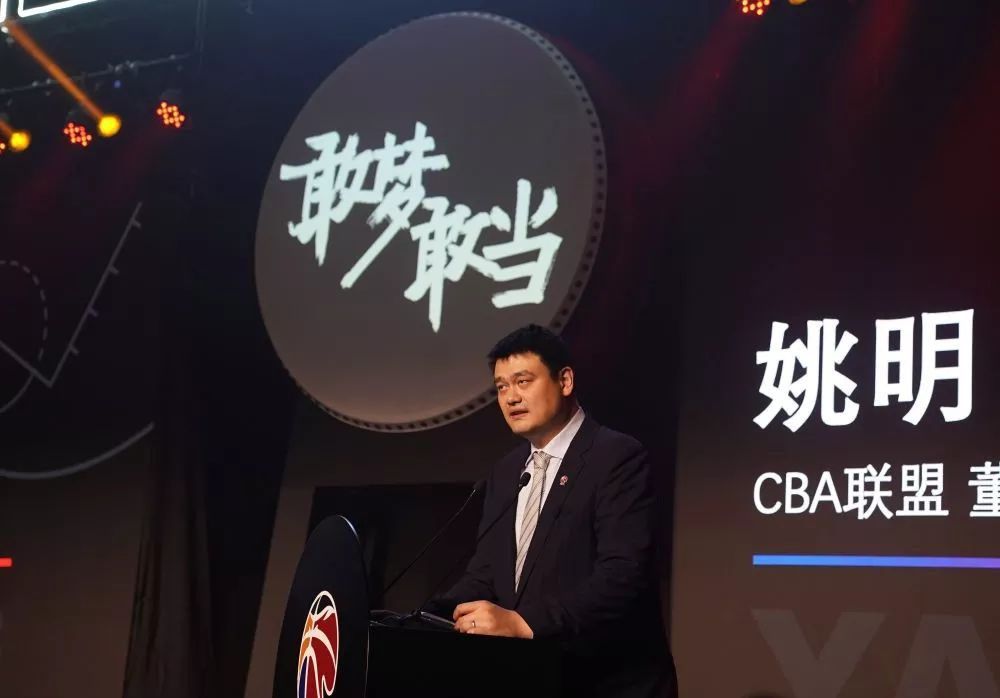 专家推荐【亚洲王分析师】足球5连红 奉上凌晨西甲赛事： 巴塞罗那 VS 阿尔梅利亚【叶师傅】足球近10中8 带来下午泰足总精选：程逸府 VS 武里南联【红单策略】足球10连红 带来凌晨西甲赛事：比利亚雷亚尔 VS 塞尔塔今日热点赛事今晚五大联赛继续开战，巴萨、拜仁、大巴黎等强队将悉数登场，届时7M各路专家将为您带来权威解析，敬请关注。